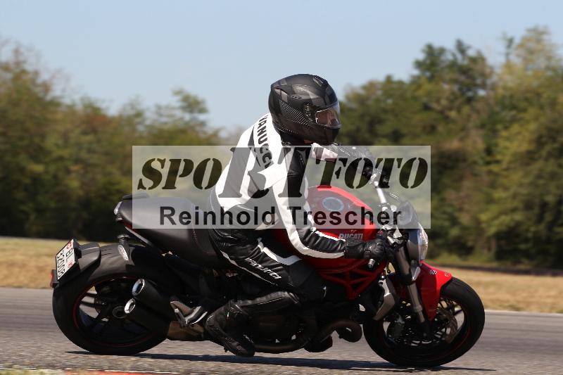 Archiv-2022/50 09.08.2022 MSS und TÖFF Track Day ADR/Gruppe blau/backside
